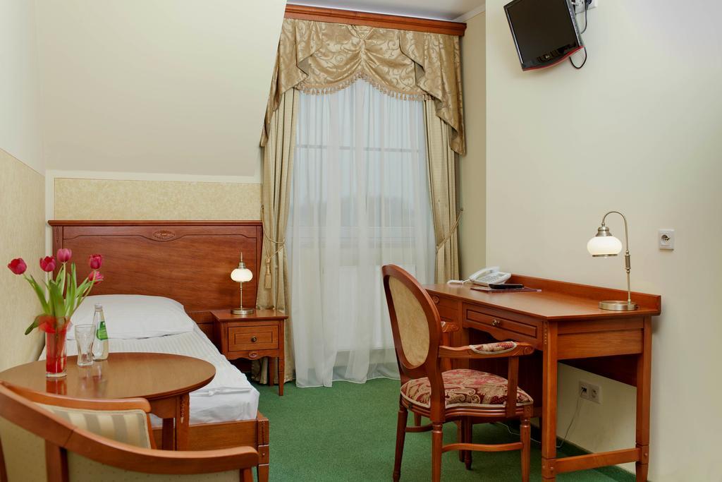 فندق Senator Gran Via Będziemyśl المظهر الخارجي الصورة